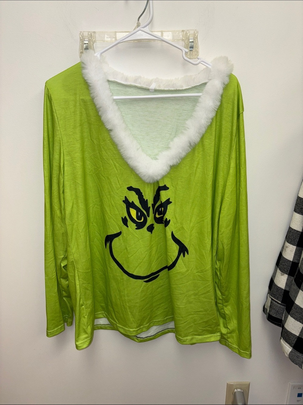 Green Faux-Fur Trim V-Neck Women's Top